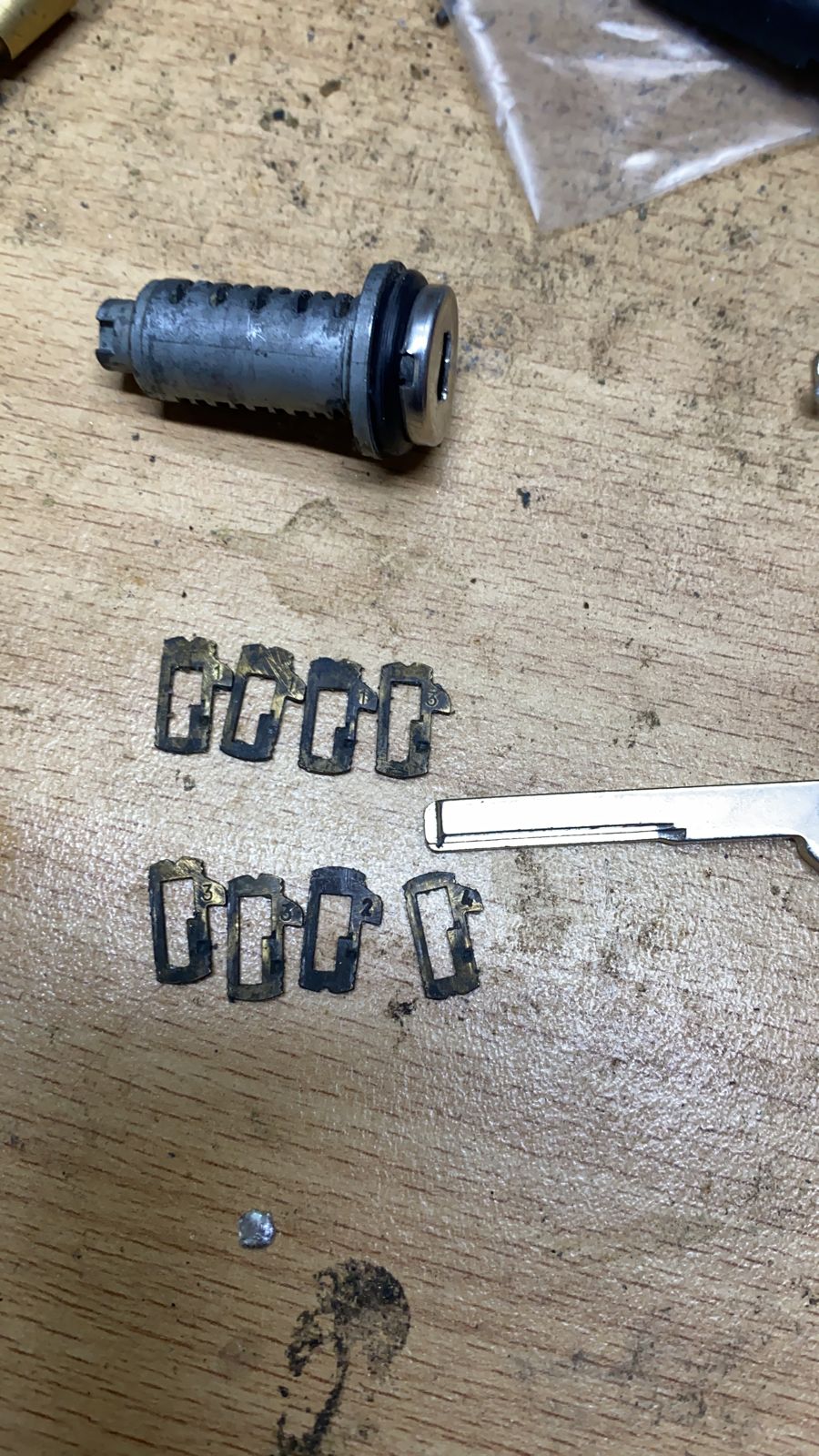 Вскрытие автомобиля